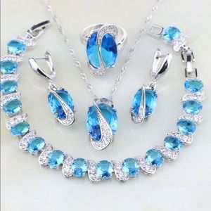 Set of aquamarine crystals